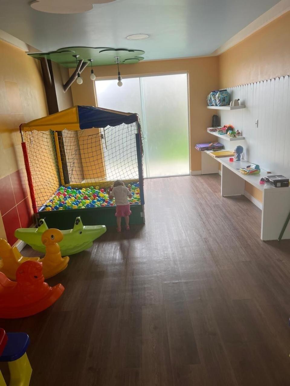Amplo E Confortavel Em Familiar, 3 Quartos Com Lazer De Clube Apartment
