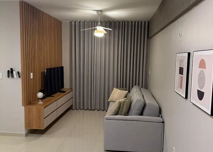 Apartamento Amplo E Confortavel Em Condominio Familiar, 3 Quartos Com Lazer De Clube
