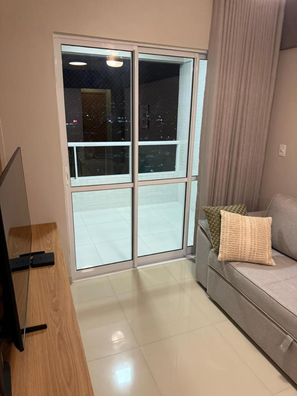Amplo E Confortavel Em Familiar, 3 Quartos Com Lazer De Clube Belem (Para)
