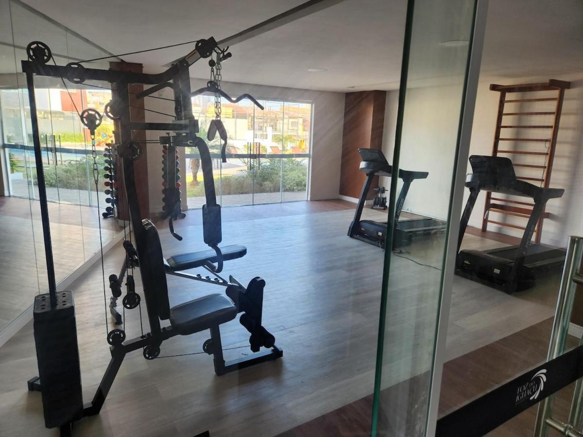 Amplo E Confortavel Em Familiar, 3 Quartos Com Lazer De Clube * Belem (Para)